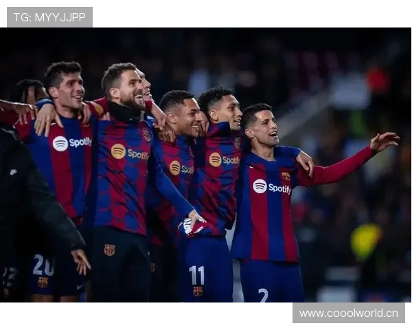 巴萨进攻体系过度依赖边路，战术结构单一可能制约争冠竞争力