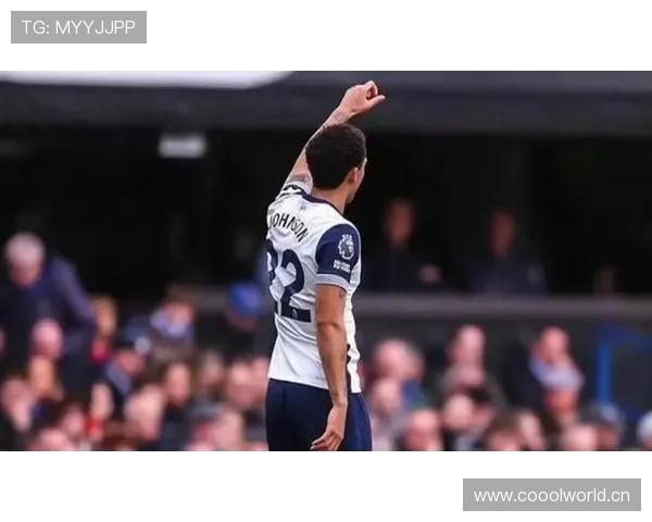 热刺防线危机全面爆发：战术短板导致争冠前景堪忧！