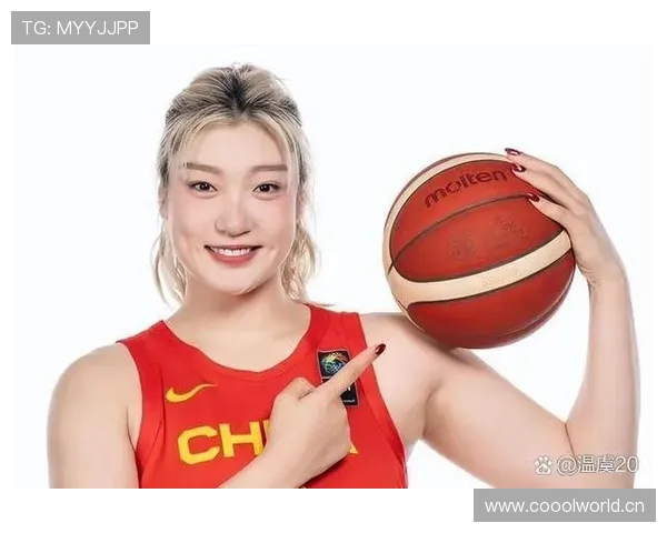 李梦离开赛场那一刻，鞋子豪华得让人怀疑这是不是明星家里遗落的配饰？